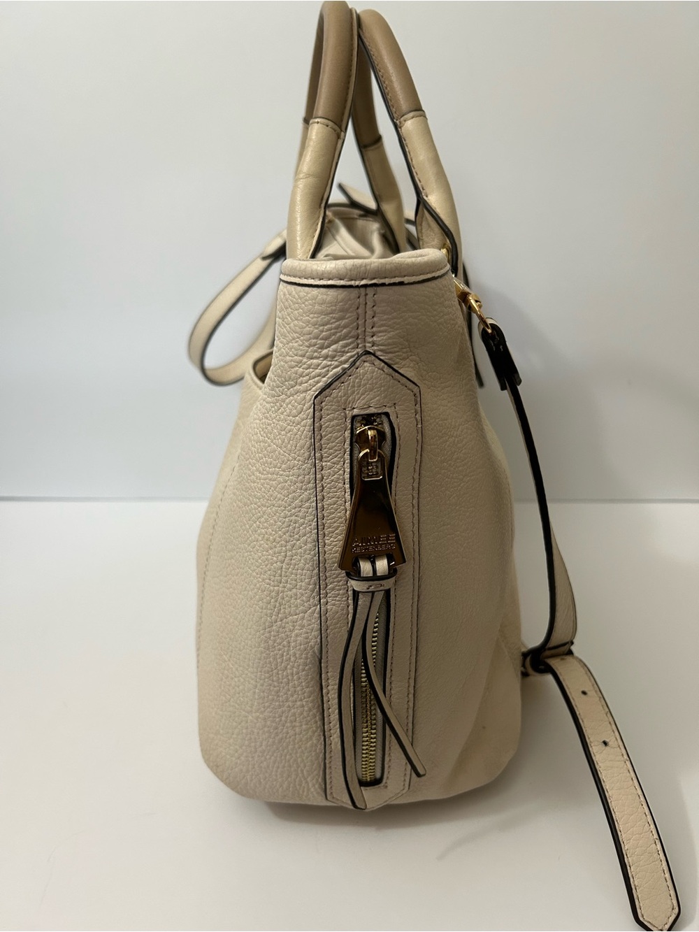 Aimee Kestenberg Pebbled Cream Leather Satchel/Crossbody with Gold Hardware - Picture 3 of 16